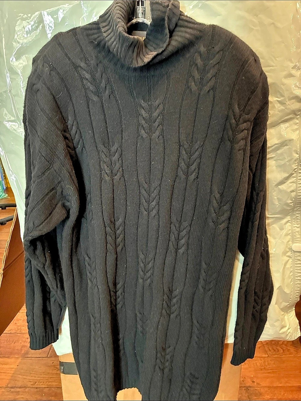 Classiques Entier Black Cable Knit Turtleneck Like New